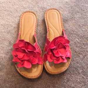 Sonoma bow sandals size 7.5
